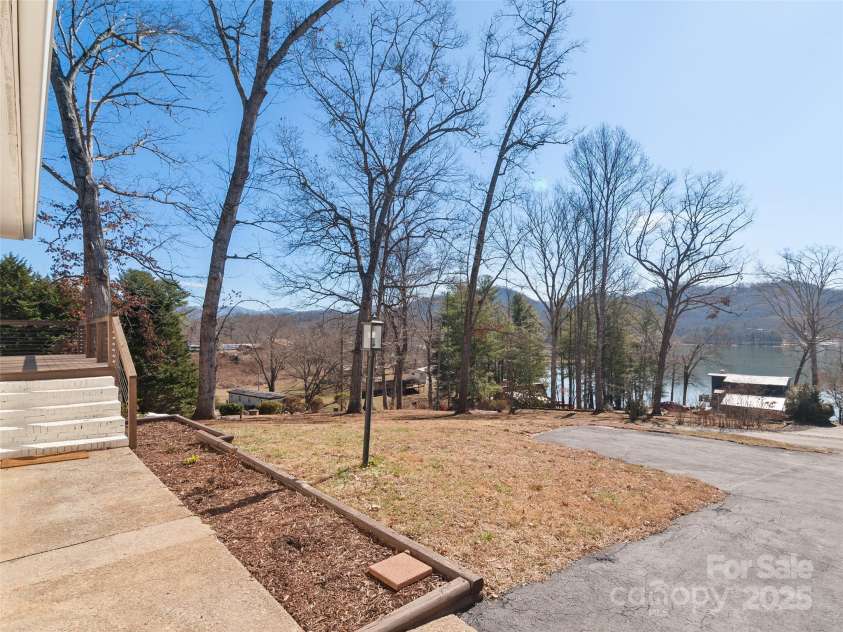 128 Cardinal Lane, Hayesville, NC 28904.  MLS# CAR4227380, YatesRealty ID 7214. 