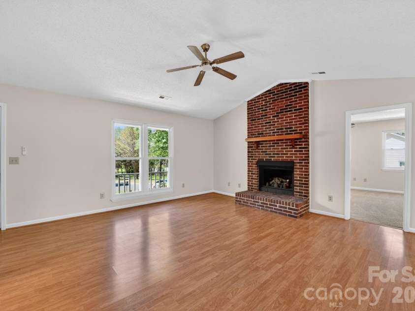 100 Steuben Drive, Huntersville, NC 28078.  MLS# CAR4363527, YatesRealty ID 7215. 
