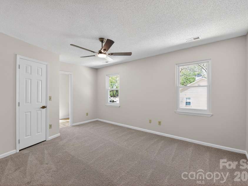 100 Steuben Drive, Huntersville, NC 28078.  MLS# CAR4363527, YatesRealty ID 7215. 