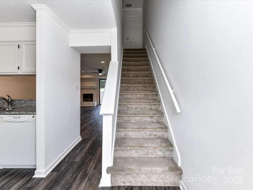 11020 Carmel Crossing Road, Charlotte, NC 28226.  MLS# CAR4224751, YatesRealty ID 7217. 