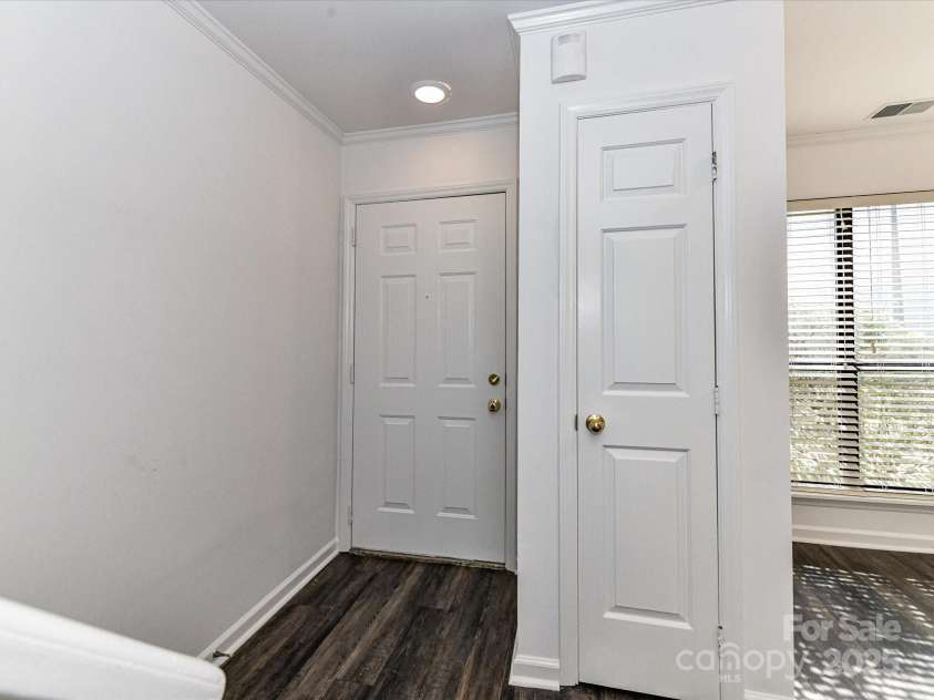 11020 Carmel Crossing Road, Charlotte, NC 28226.  MLS# CAR4224751, YatesRealty ID 7217. 