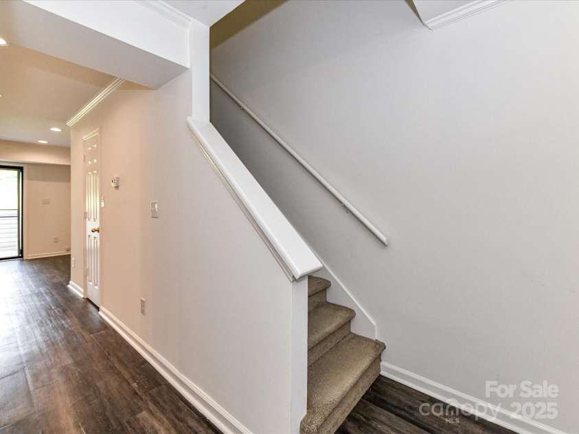 11020 Carmel Crossing Road, Charlotte, NC 28226.  MLS# CAR4224751, YatesRealty ID 7217. 