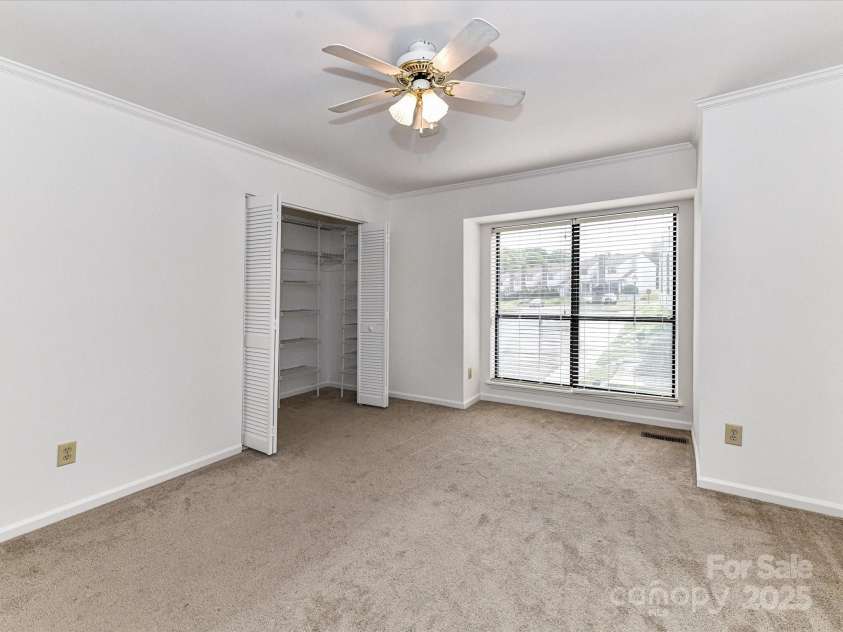 11020 Carmel Crossing Road, Charlotte, NC 28226.  MLS# CAR4224751, YatesRealty ID 7217. 