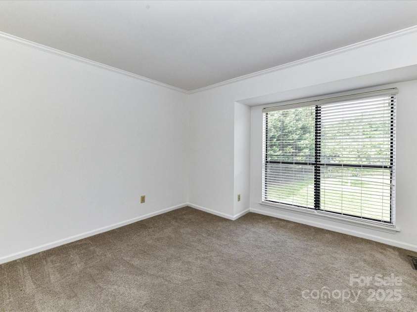 11020 Carmel Crossing Road, Charlotte, NC 28226.  MLS# CAR4224751, YatesRealty ID 7217. 