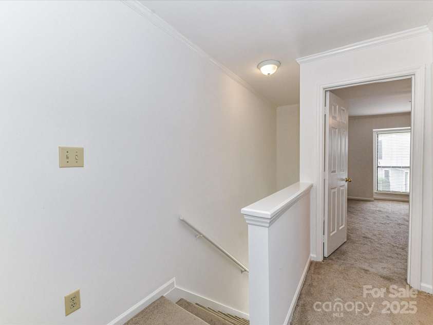 11020 Carmel Crossing Road, Charlotte, NC 28226.  MLS# CAR4328267, YatesRealty ID 7217. 