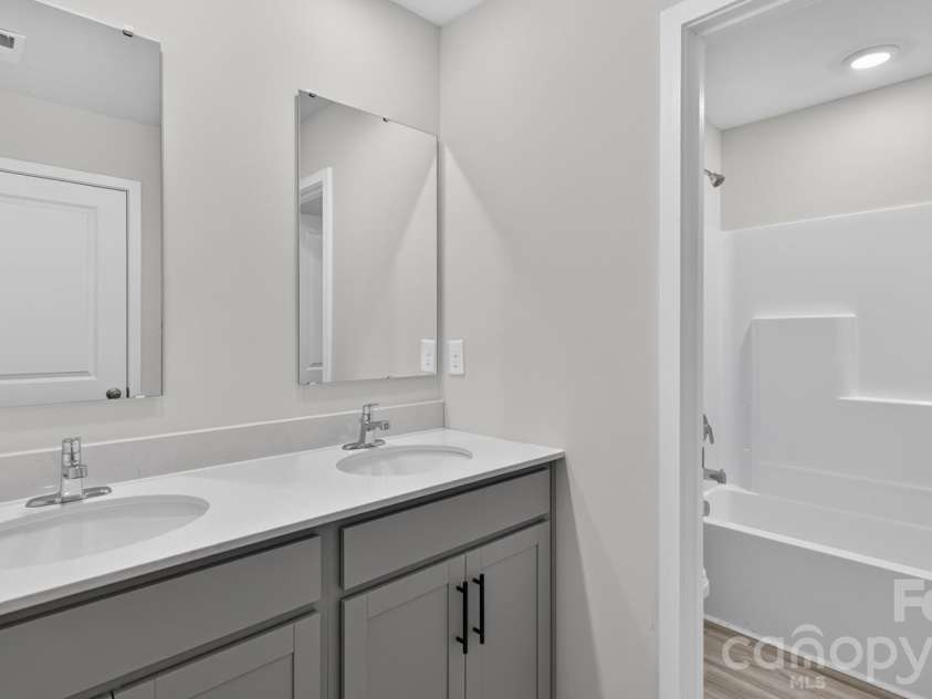 1256 Lavender Drive, Richburg, SC 29729.  MLS# CAR4363558, YatesRealty ID 7218. 