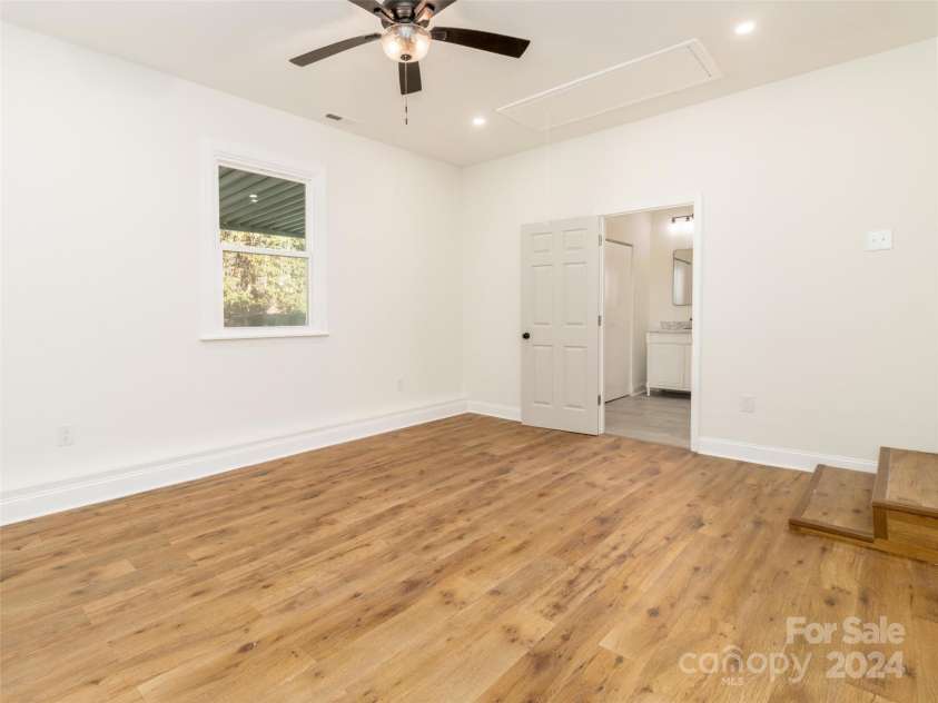 138 Pounds Avenue, Concord, NC 28025.  MLS# CAR4209142, YatesRealty ID 7218. 