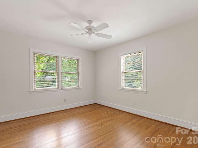 4215 Chelmsford Road, Charlotte, NC 28211.  MLS# CAR4363584, YatesRealty ID 7219. 