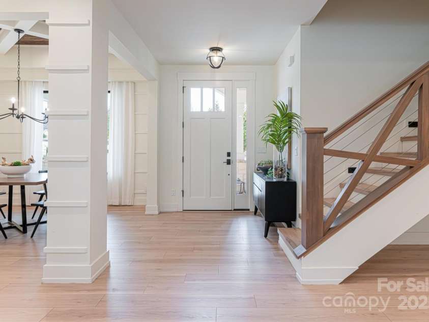 648 Shipman Parkway, Flat Rock, NC 28731.  MLS# CAR4248491, YatesRealty ID 7219. 