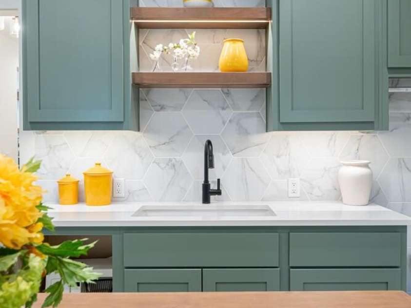 648 Shipman Parkway, Flat Rock, NC 28731.  MLS# CAR4248491, YatesRealty ID 7219. 