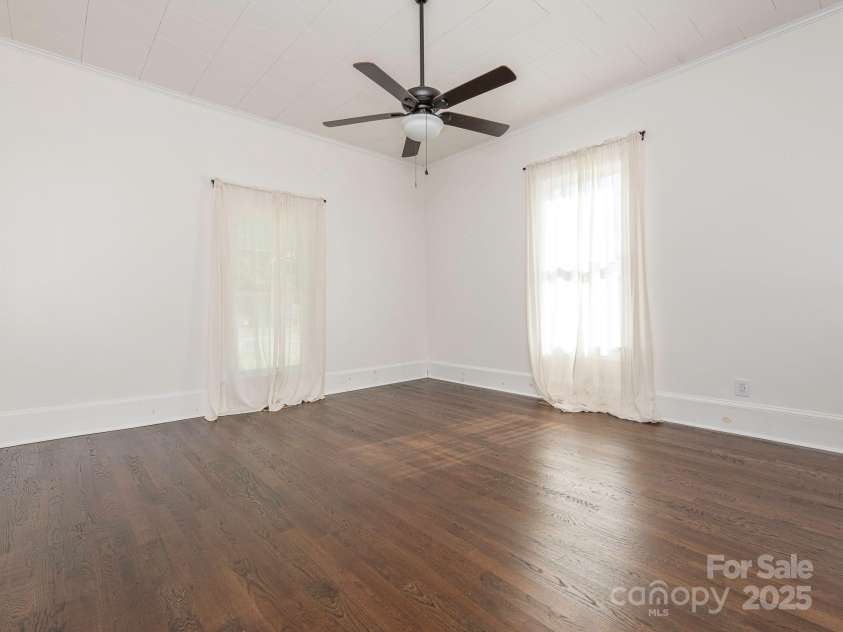 110 College Street, Marshville, NC 28103.  MLS# CAR4273371, YatesRealty ID 722. Living Room