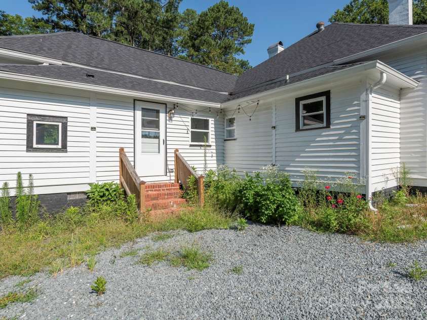 110 College Street, Marshville, NC 28103.  MLS# CAR4273371, YatesRealty ID 722. Side Entrance