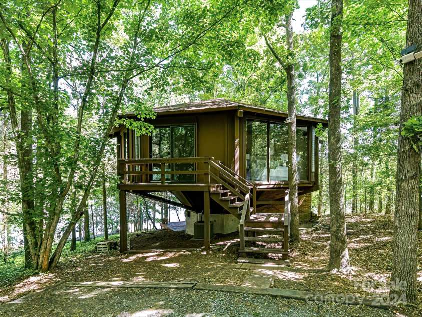 1665 Bowater Road, Rock Hill, SC 29732.  MLS# CAR4135247, YatesRealty ID 722. 