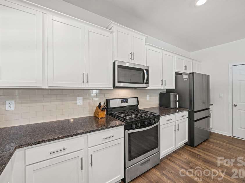 542 King Clover Lane, Clover, SC 29710.  MLS# CAR4395374, YatesRealty ID 7220. 
