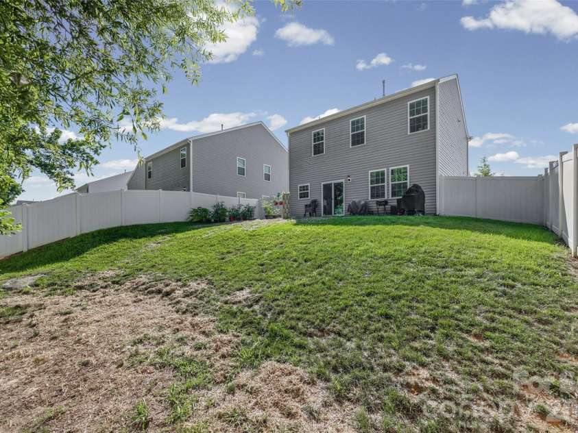 542 King Clover Lane, Clover, SC 29710.  MLS# CAR4395374, YatesRealty ID 7220. 
