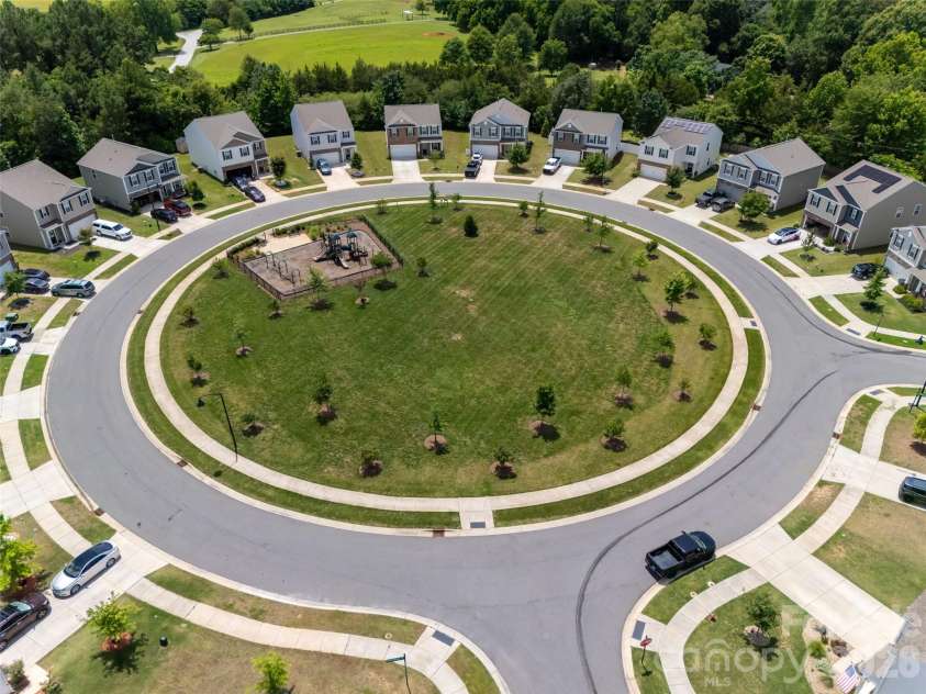 542 King Clover Lane, Clover, SC 29710.  MLS# CAR4395374, YatesRealty ID 7220. 