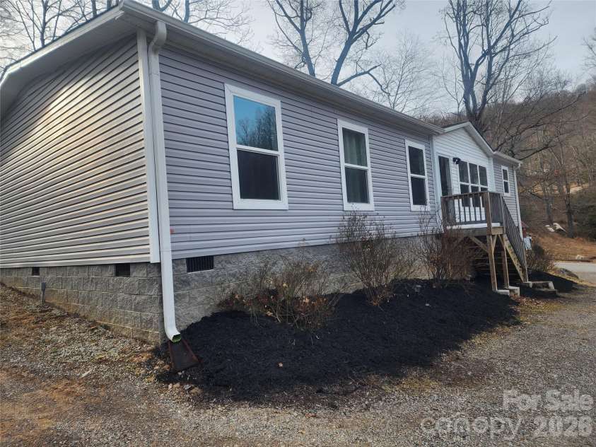 659 Cold Creek Road, Canton, NC 28716.  MLS# CAR4347725, YatesRealty ID 7223. 