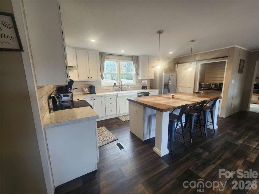 659 Cold Creek Road, Canton, NC 28716.  MLS# CAR4347725, YatesRealty ID 7223. 