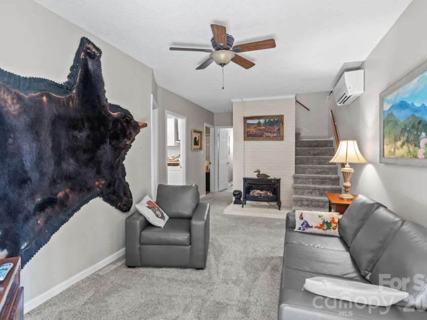 265 Dameron Drive, Blowing Rock, NC 28605.  MLS# CAR4325817, YatesRealty ID 7224. Cozy living space on the lower level. 
