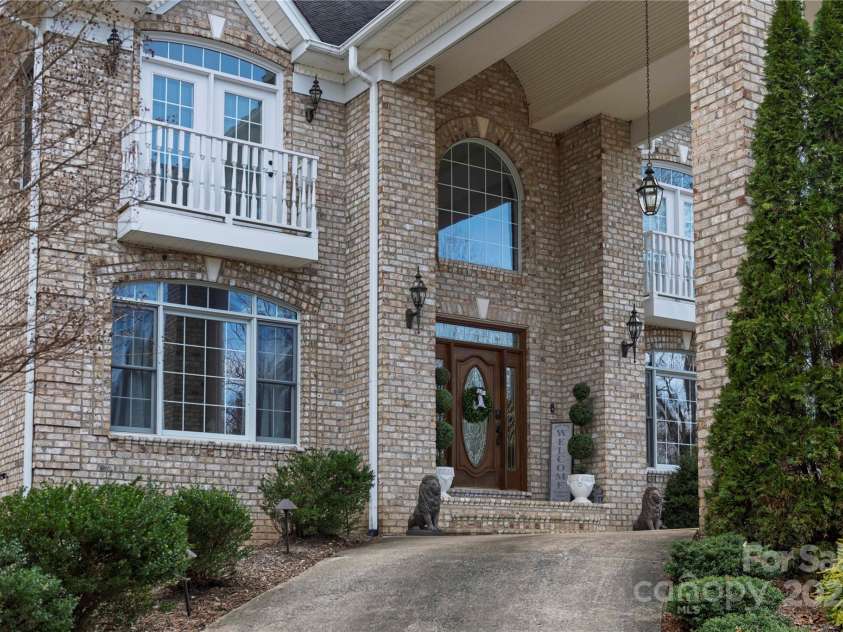 510 Stonecroft Court, Lenoir, NC 28645.  MLS# CAR4245498, YatesRealty ID 7224. 