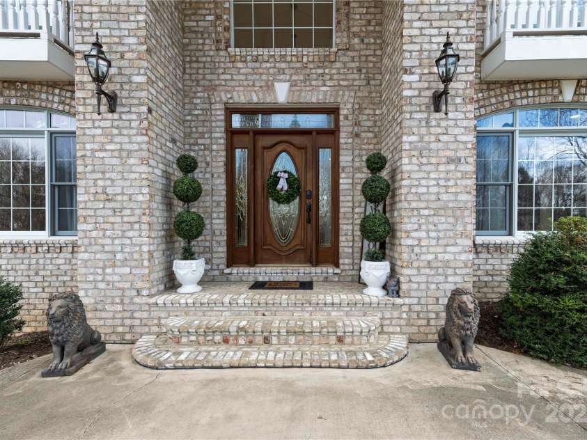 510 Stonecroft Court, Lenoir, NC 28645.  MLS# CAR4245498, YatesRealty ID 7224. 