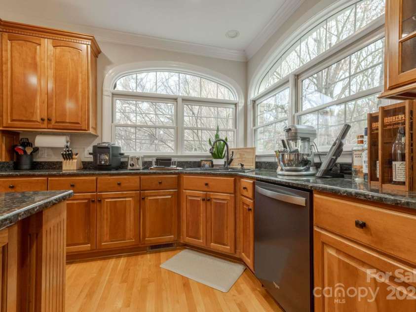 510 Stonecroft Court, Lenoir, NC 28645.  MLS# CAR4245498, YatesRealty ID 7224. 