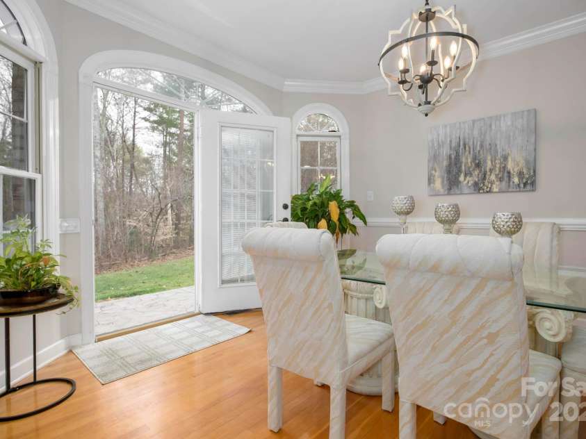 510 Stonecroft Court, Lenoir, NC 28645.  MLS# CAR4245498, YatesRealty ID 7224. 