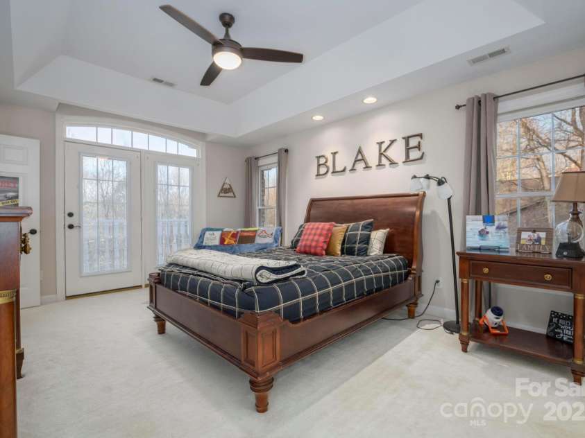 510 Stonecroft Court, Lenoir, NC 28645.  MLS# CAR4245498, YatesRealty ID 7224. 