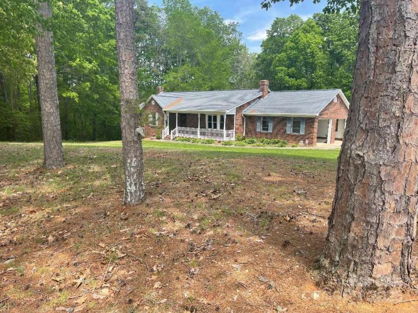 1300 Irish Potato Road, Concord, NC 28025.  MLS# CAR4244013, YatesRealty ID 7225. Home Front Street View