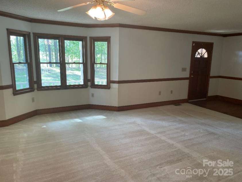 1300 Irish Potato Road, Concord, NC 28025.  MLS# CAR4244013, YatesRealty ID 7225. Living Room