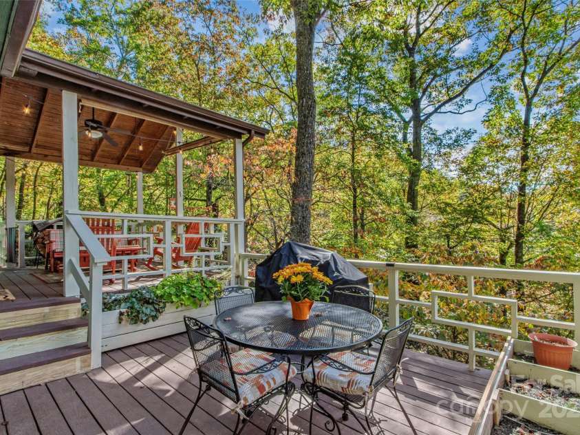 354 Big Ridge Road, Burnsville, NC 28714.  MLS# CAR4311834, YatesRealty ID 7226. Covered Deck