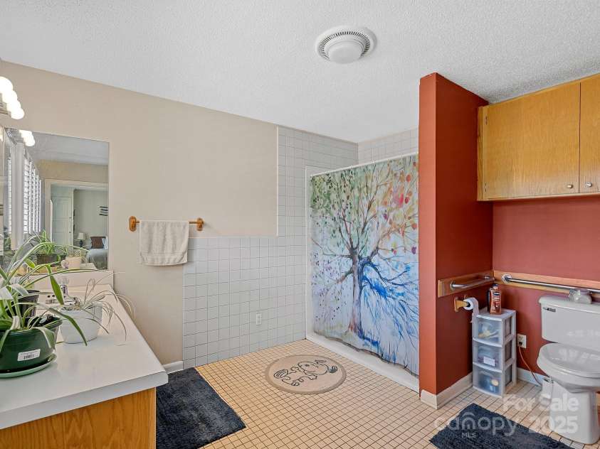 5159 Taxahaw Road, Lancaster, SC 29720.  MLS# CAR4249737, YatesRealty ID 7226. 