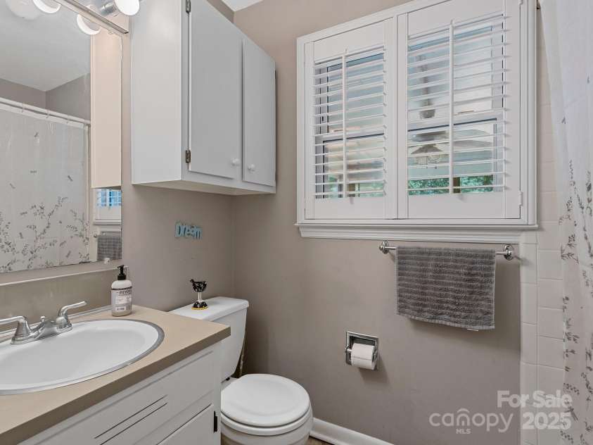 5159 Taxahaw Road, Lancaster, SC 29720.  MLS# CAR4249737, YatesRealty ID 7226. 