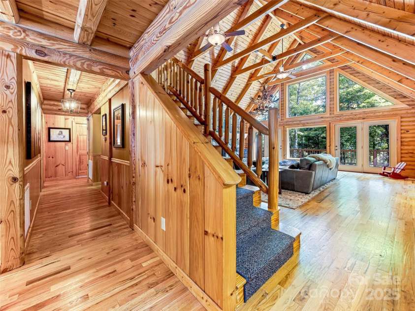 338 Fox Ridge Road, Lake Toxaway, NC 28747.  MLS# CAR4249765, YatesRealty ID 7227. 