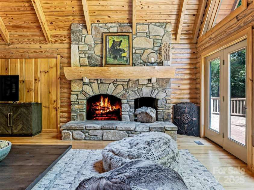 338 Fox Ridge Road, Lake Toxaway, NC 28747.  MLS# CAR4249765, YatesRealty ID 7227. 