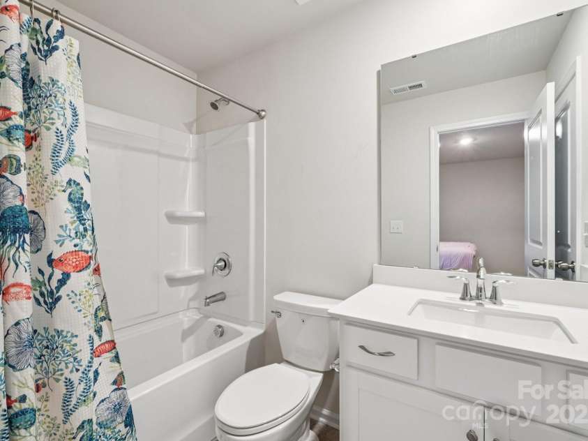 299 Hamptons Cove Road, Troutman, NC 28166.  MLS# CAR4306640, YatesRealty ID 7229. 2nd Floor Bathroom (bathroom 2)