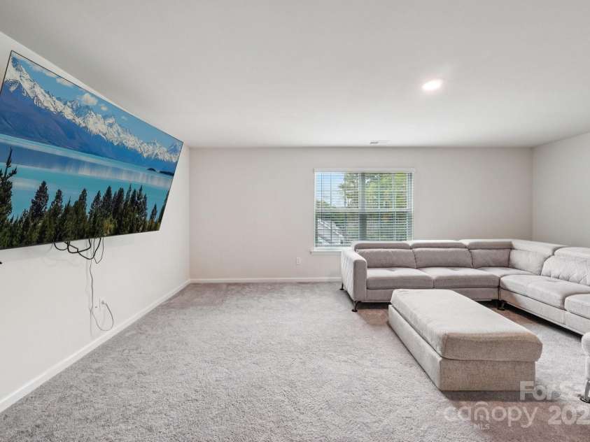 299 Hamptons Cove Road, Troutman, NC 28166.  MLS# CAR4306640, YatesRealty ID 7229. 3rd Floor Loft 