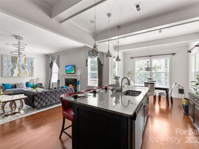 2103 Saddleridge Drive, Waxhaw, NC 28173.  MLS# CAR4305035, YatesRealty ID 723. 