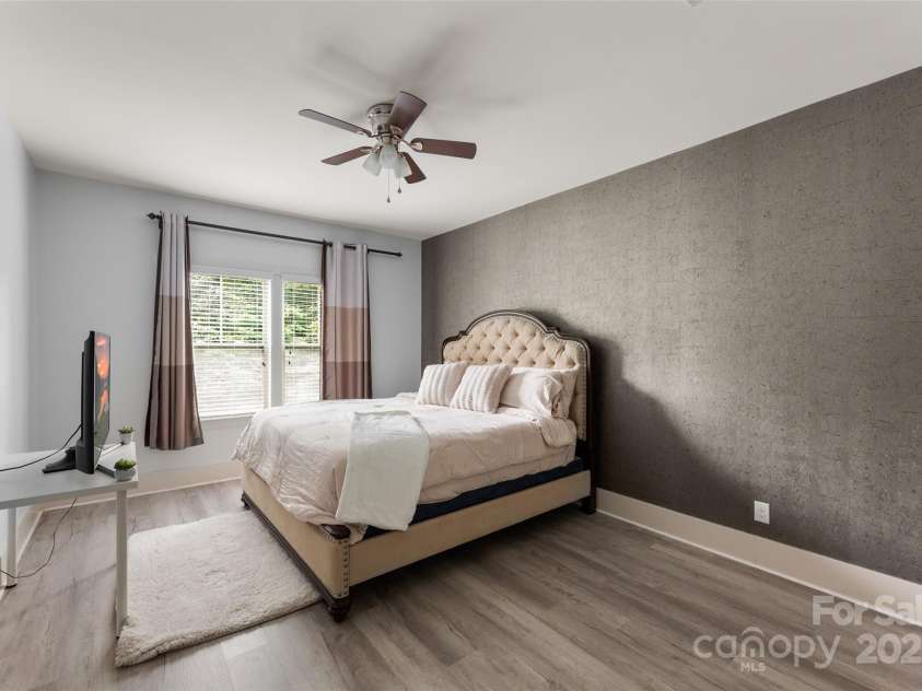 2103 Saddleridge Drive, Waxhaw, NC 28173.  MLS# CAR4305035, YatesRealty ID 723. Bedroom 3