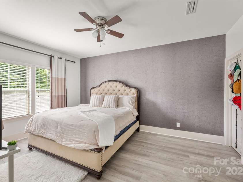 2103 Saddleridge Drive, Waxhaw, NC 28173.  MLS# CAR4305035, YatesRealty ID 723. Bedroom 3 