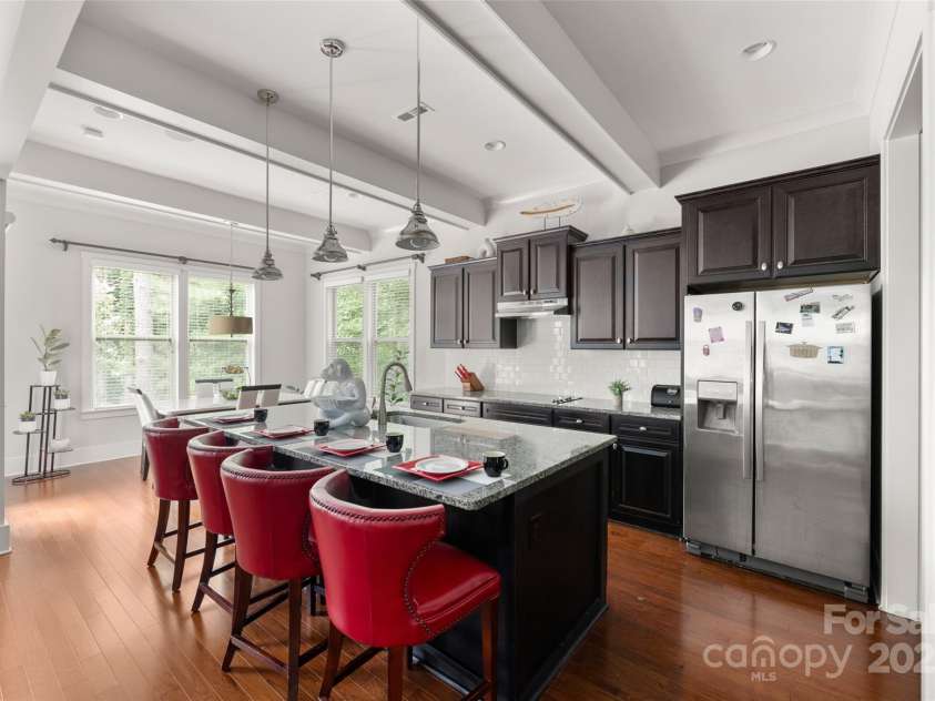 2103 Saddleridge Drive, Waxhaw, NC 28173.  MLS# CAR4305035, YatesRealty ID 723. Kitchen