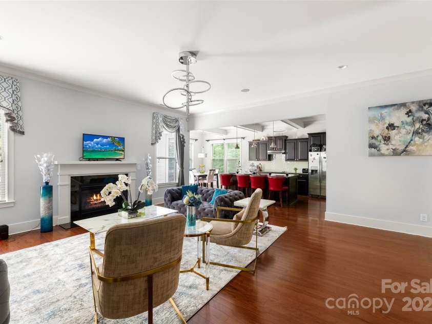 2103 Saddleridge Drive, Waxhaw, NC 28173.  MLS# CAR4305035, YatesRealty ID 723. Living Room