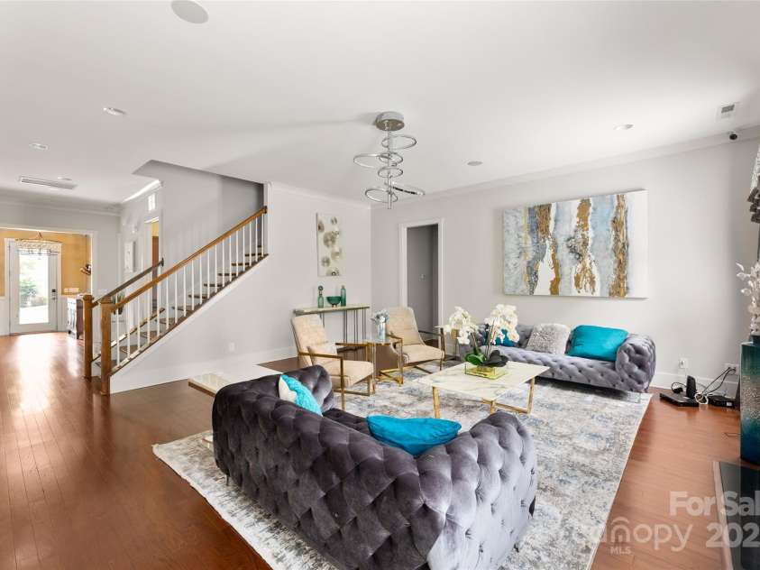 2103 Saddleridge Drive, Waxhaw, NC 28173.  MLS# CAR4305035, YatesRealty ID 723. Living Room