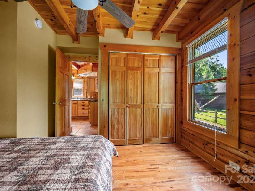 599 Shoal Creek Trail, Nebo, NC 28761.  MLS# CAR4280123, YatesRealty ID 723. 