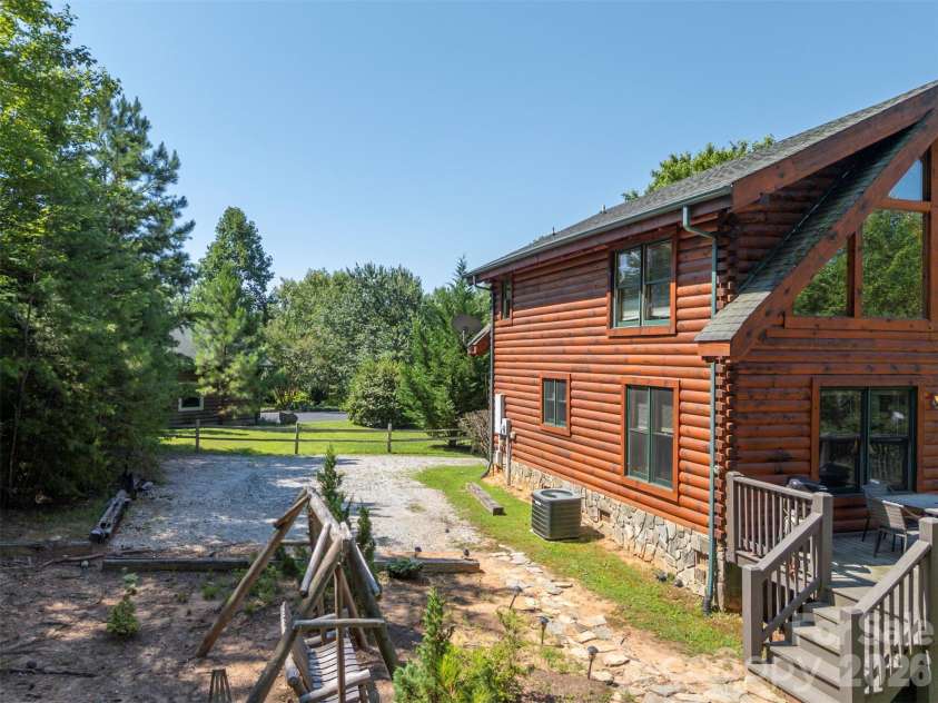 599 Shoal Creek Trail, Nebo, NC 28761.  MLS# CAR4280123, YatesRealty ID 723. 