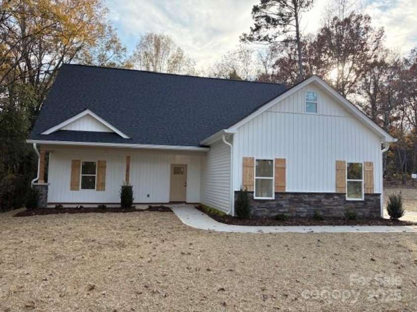 720 McLarty Street, Monroe, NC 28112.  MLS# CAR4324775, YatesRealty ID 7230. 