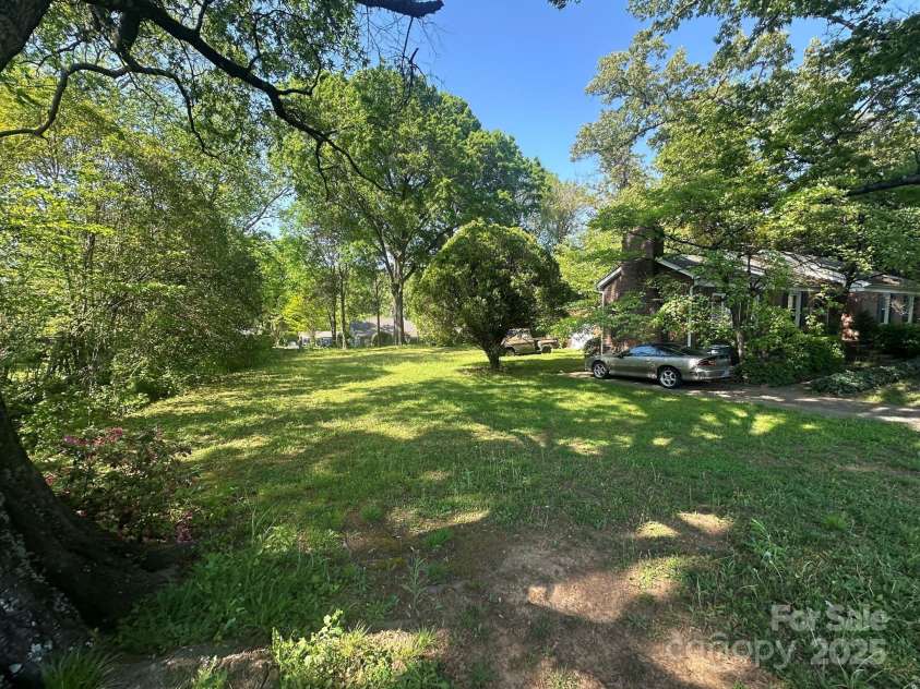 4301 The Plaza, Charlotte, NC 28205.  MLS# CAR4243385, YatesRealty ID 7232. Side Exterior 