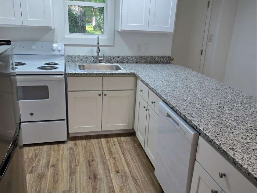 5825 Greene Street, Charlotte, NC 28269.  MLS# CAR4229042, YatesRealty ID 7232. 