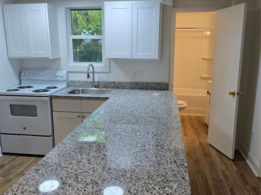 5825 Greene Street, Charlotte, NC 28269.  MLS# CAR4229042, YatesRealty ID 7232. 
