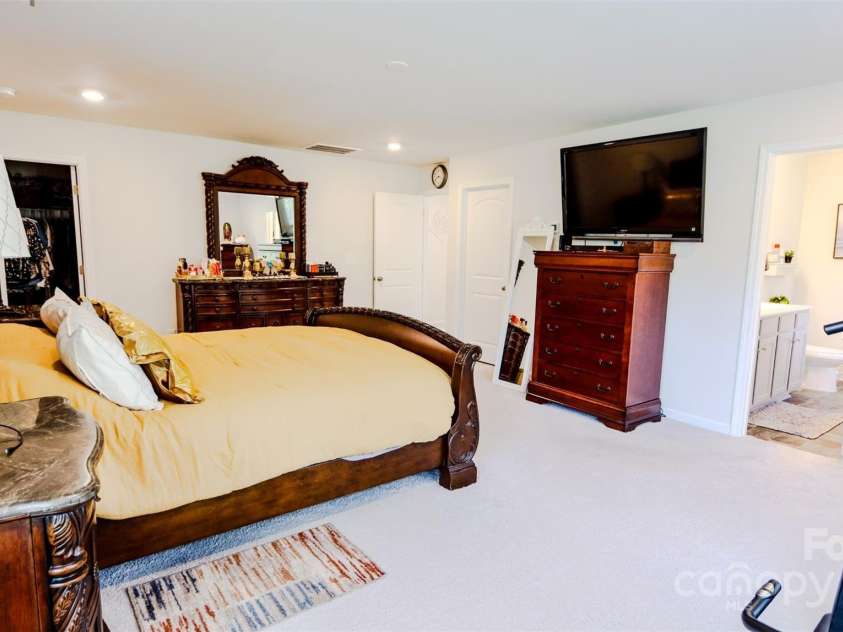 2220 Sussex Road, York, SC 29745.  MLS# CAR4313605, YatesRealty ID 7233. 